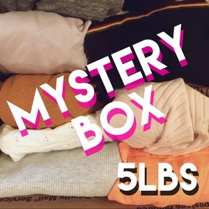 Size Medium - Women's mystery box - Resellers box